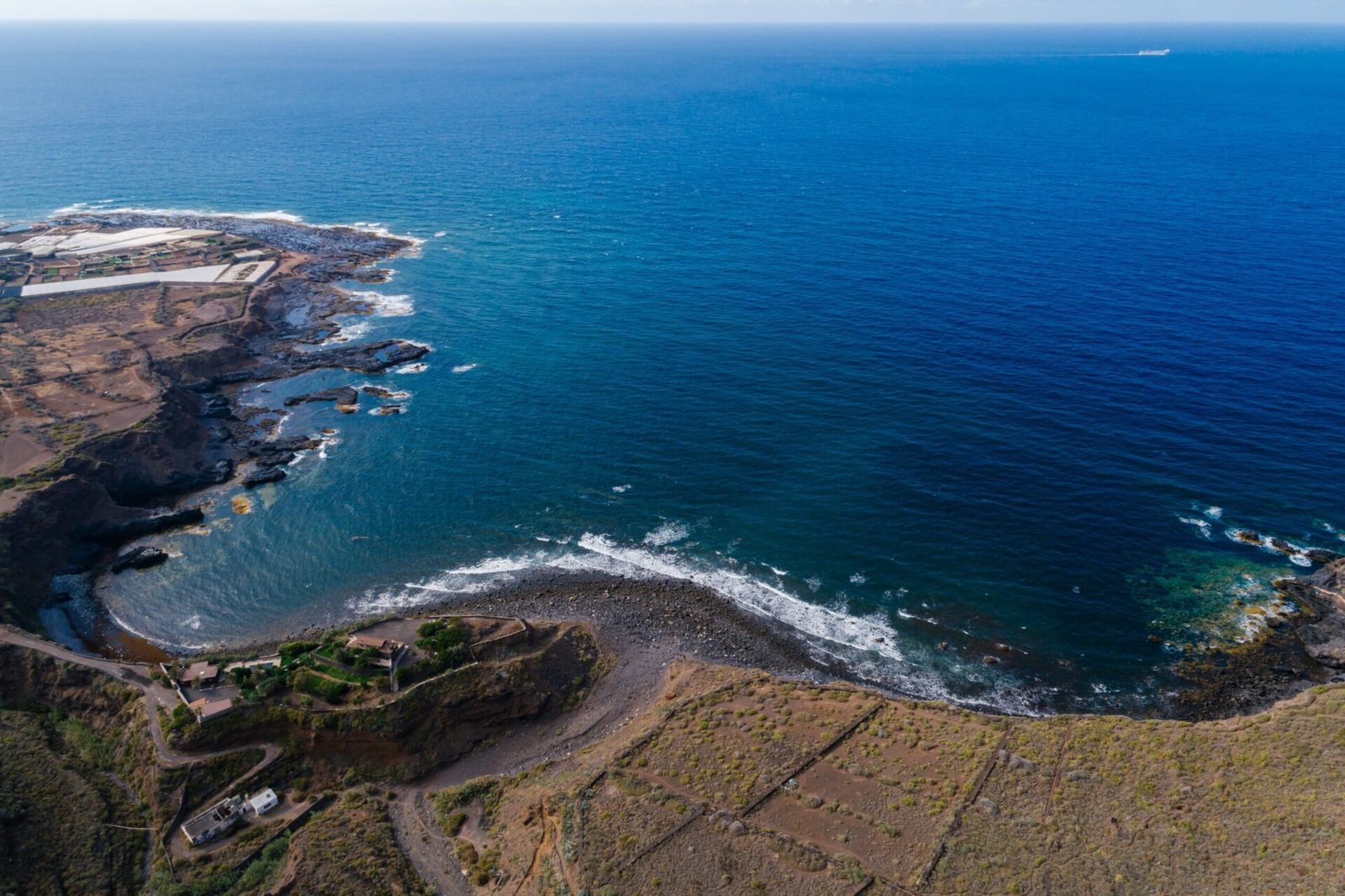 How Can I Reduce My Travel Impact On Popular Tourist Sites?