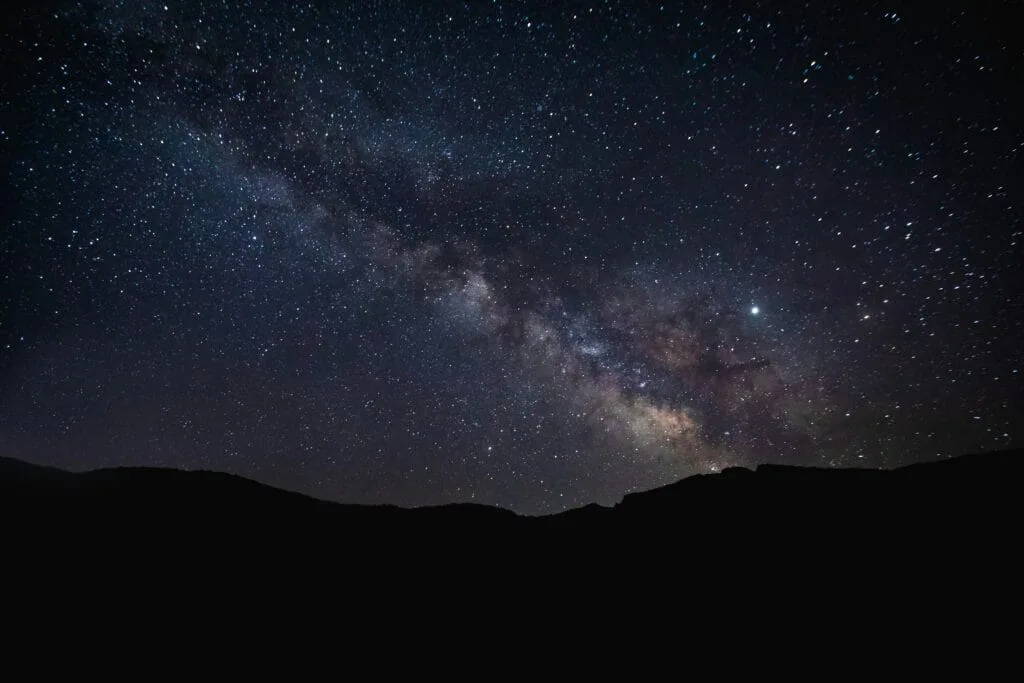 Dark Sky Destinations for Stargazing Enthusiasts: A Guide Dark Sky Destinations for Stargazing Enthusiasts: A Guide