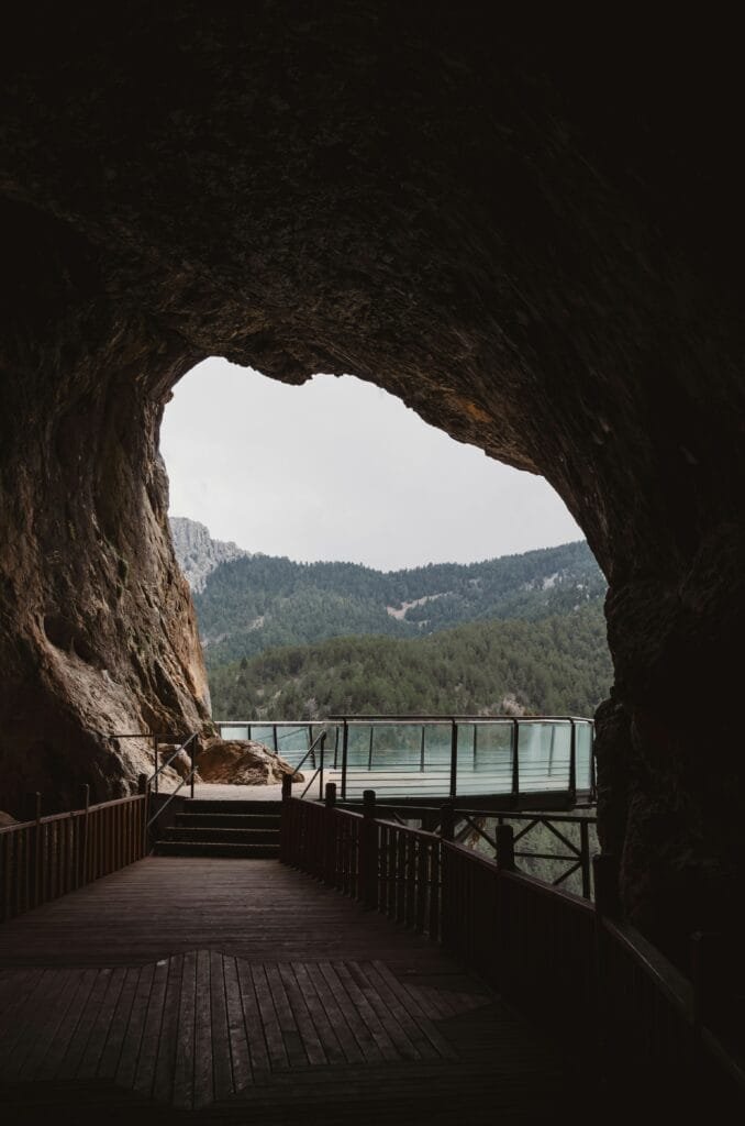 Escape the Crowds: Discover Serene European Towns for Relaxed Exploration Escape the Crowds: Discover Serene European Towns for Relaxed Exploration